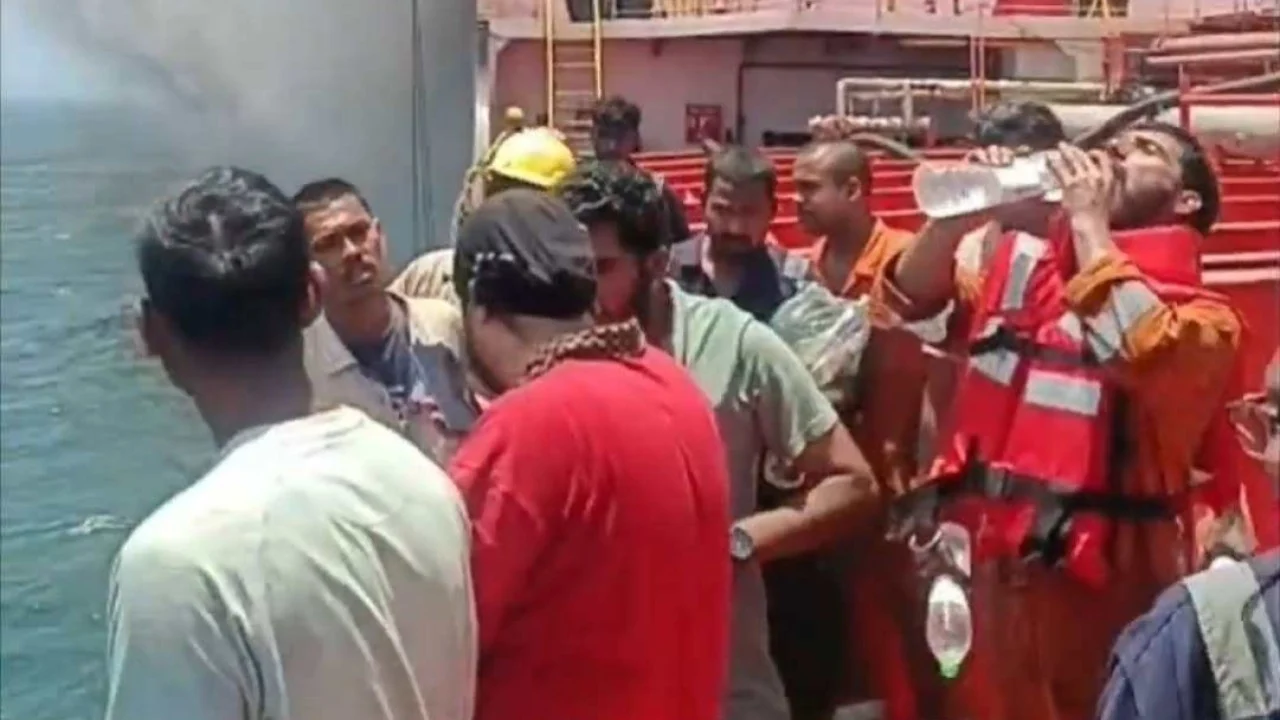 Umman açıklarında ABD saldırısı: 3 Hintli denizci hayatını kaybetti