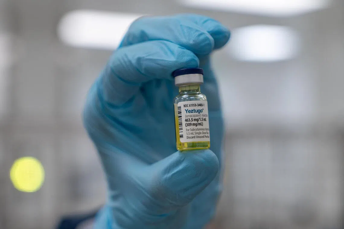 UNAIDS: Küresel yardım kesintileri HIV önlemede çarpıcı düşüşe yol açtı