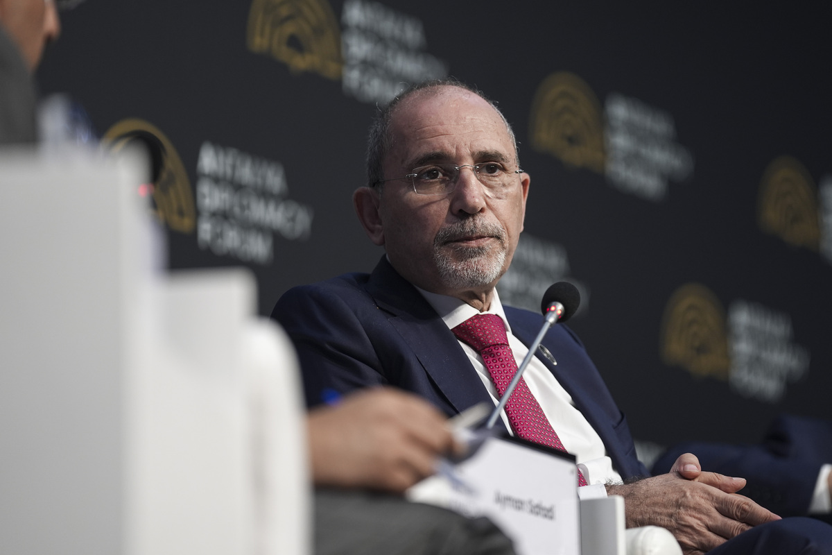 Ürdün: İsrail Gazze'ye girişi engellediği için yardımlar depoda bozuluyor