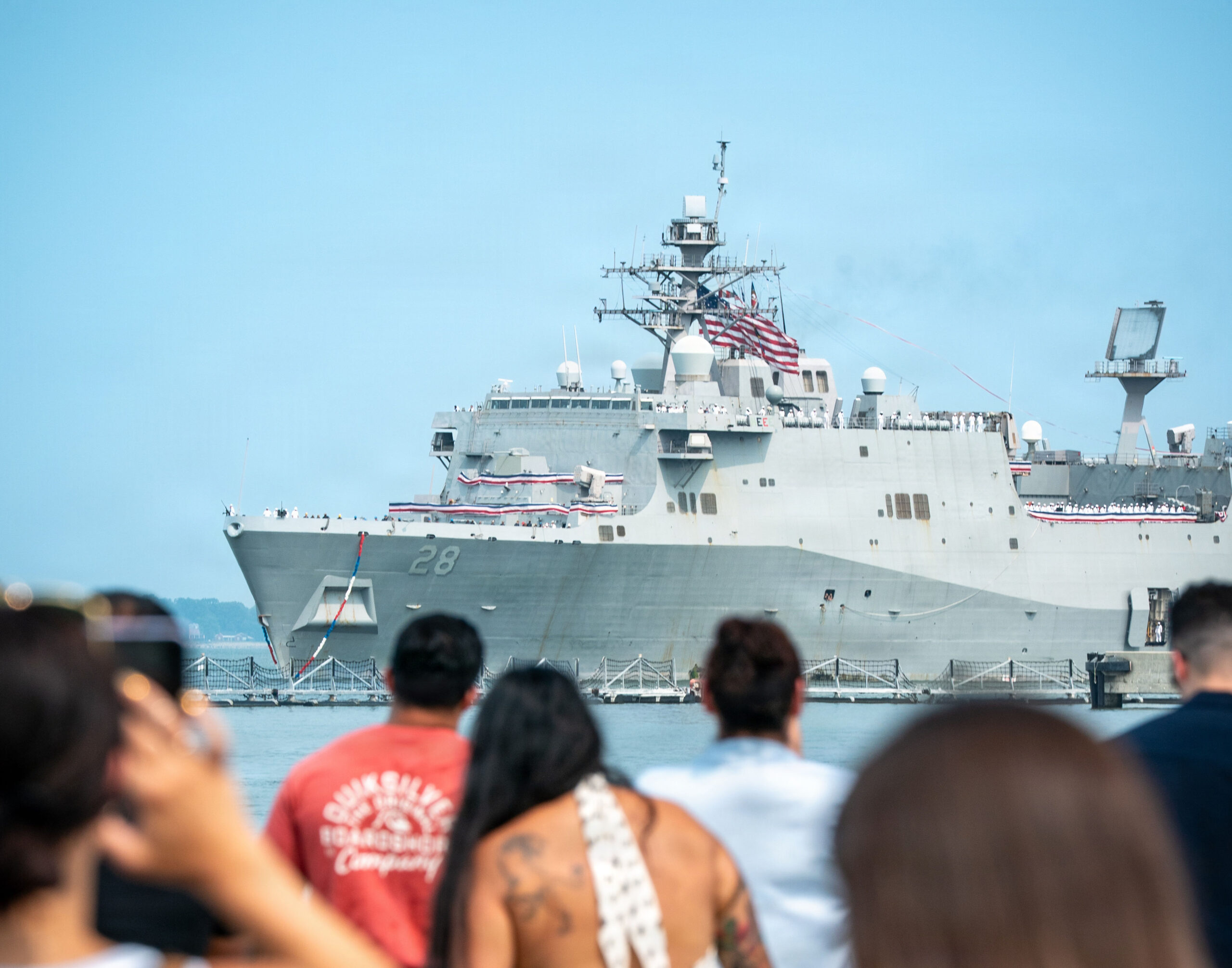 USS Fort Lauderdale, 11 Aylık Konuşlanmanın Ardından Norfolk'a Döndü
