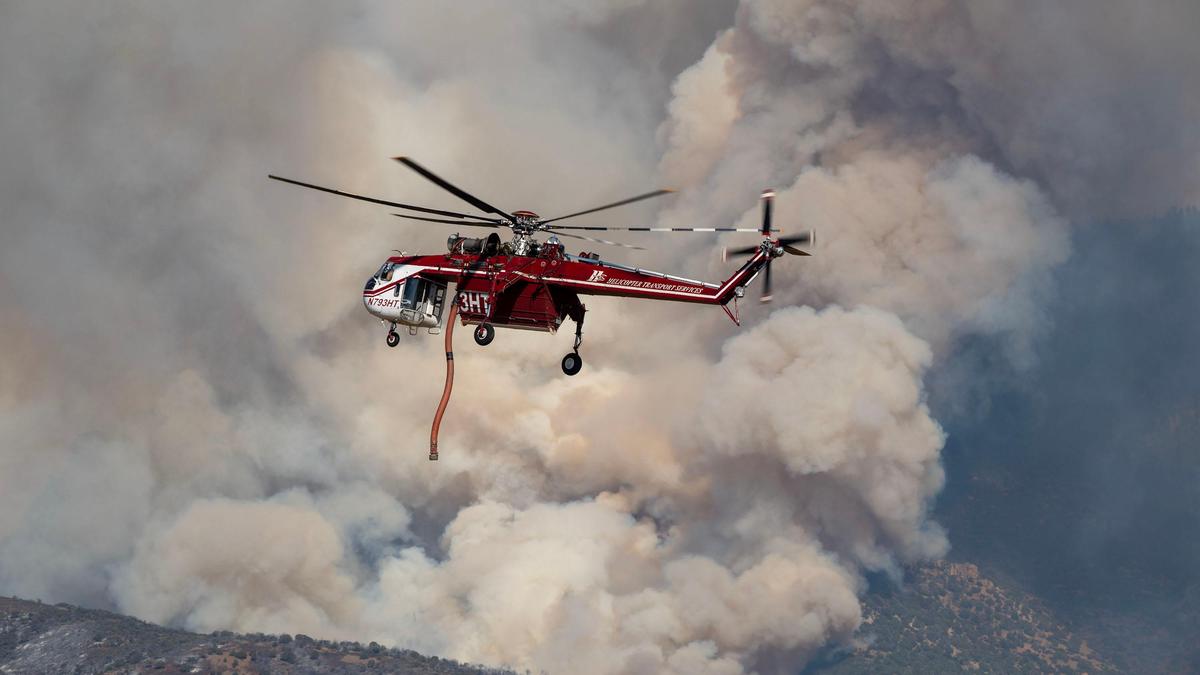 Utah'ta yangın söndürme helikopteri düştü: 2 ölü