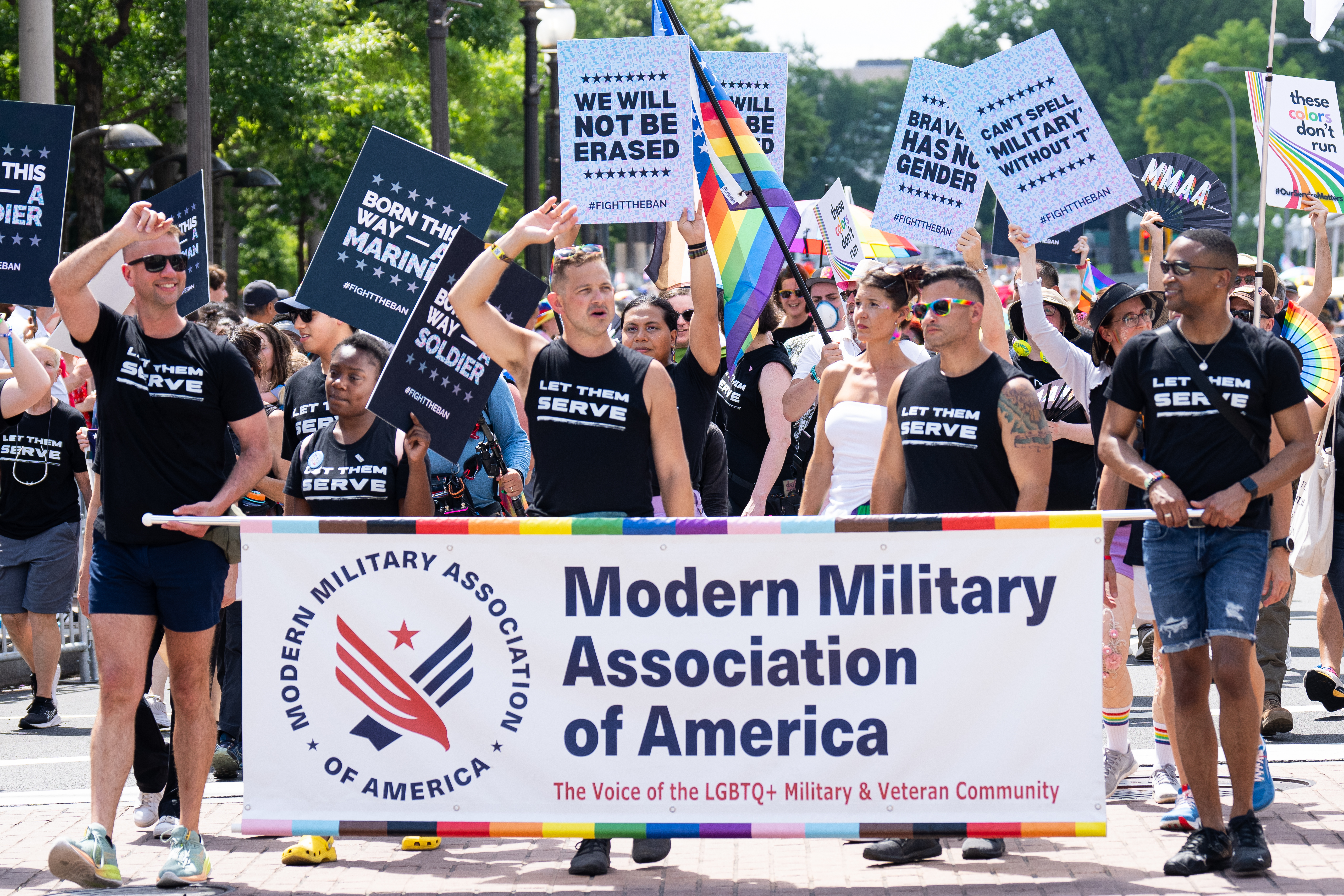 VA cinsiyet kimliği girişimlerini sonlandırıyor, LGBTQ+ koordinatörlerini yeniden sınıflandırıyor