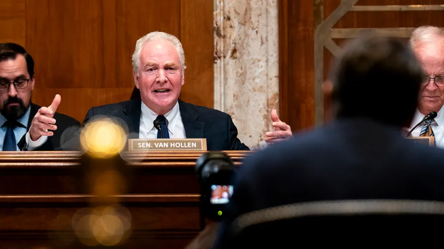 Van Hollen'dan Michigan'da El-Sayed'a destek