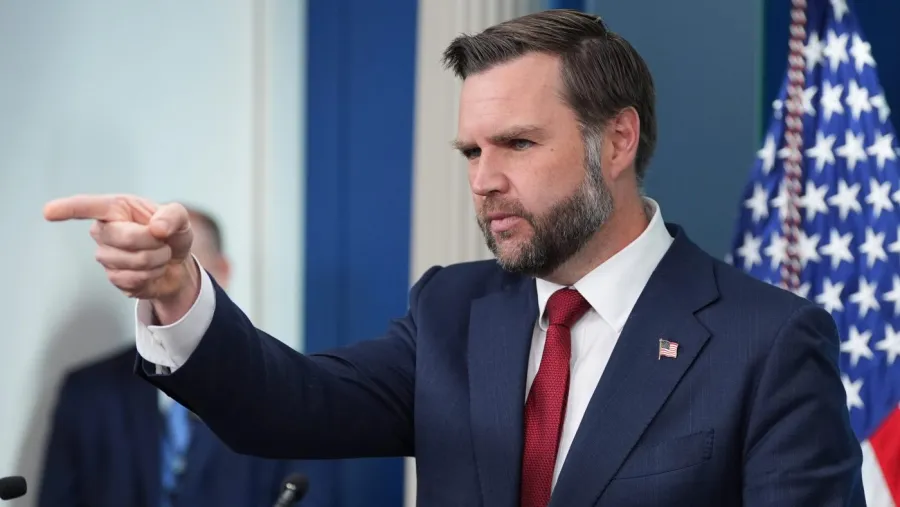 Vance: İran ile Yaşananlar 'Savaş' Değil
