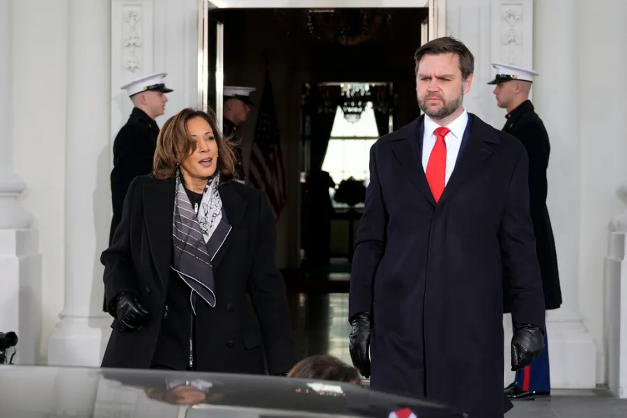 Vance ve Harris, 2028 İçin Halkçı Kimlik Yarışında