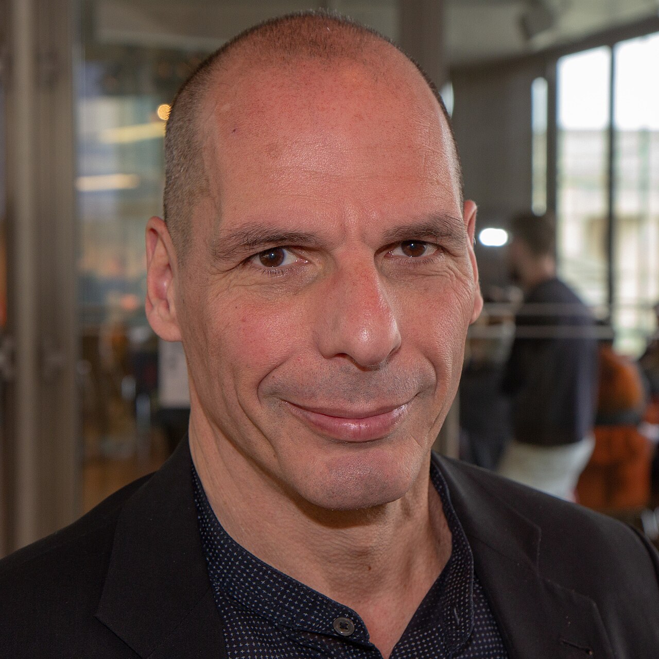 Varoufakis: Demokrasi diye bir şey yok