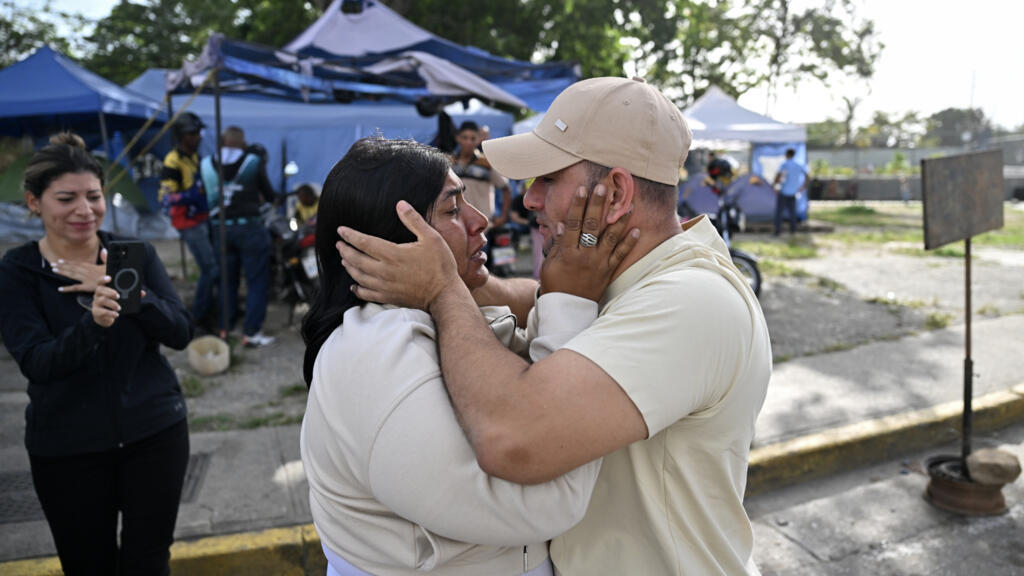 Venezuela'da 131 siyasi tutuklu serbest bırakıldı: 'Kabus bitti
