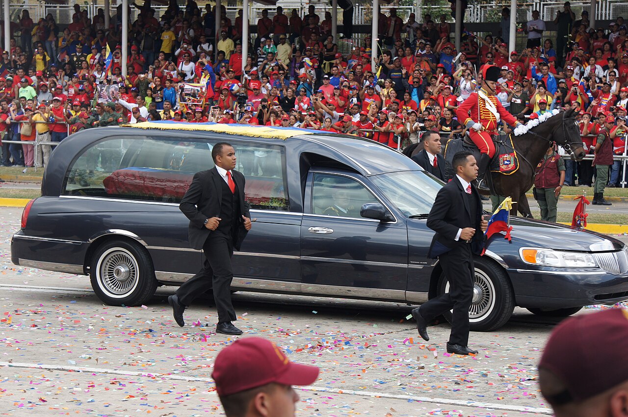 Venezuela'da Depremde Kaybedilenlerin Cenazeleri Gözyaşlarıyla Uğurlanıyor