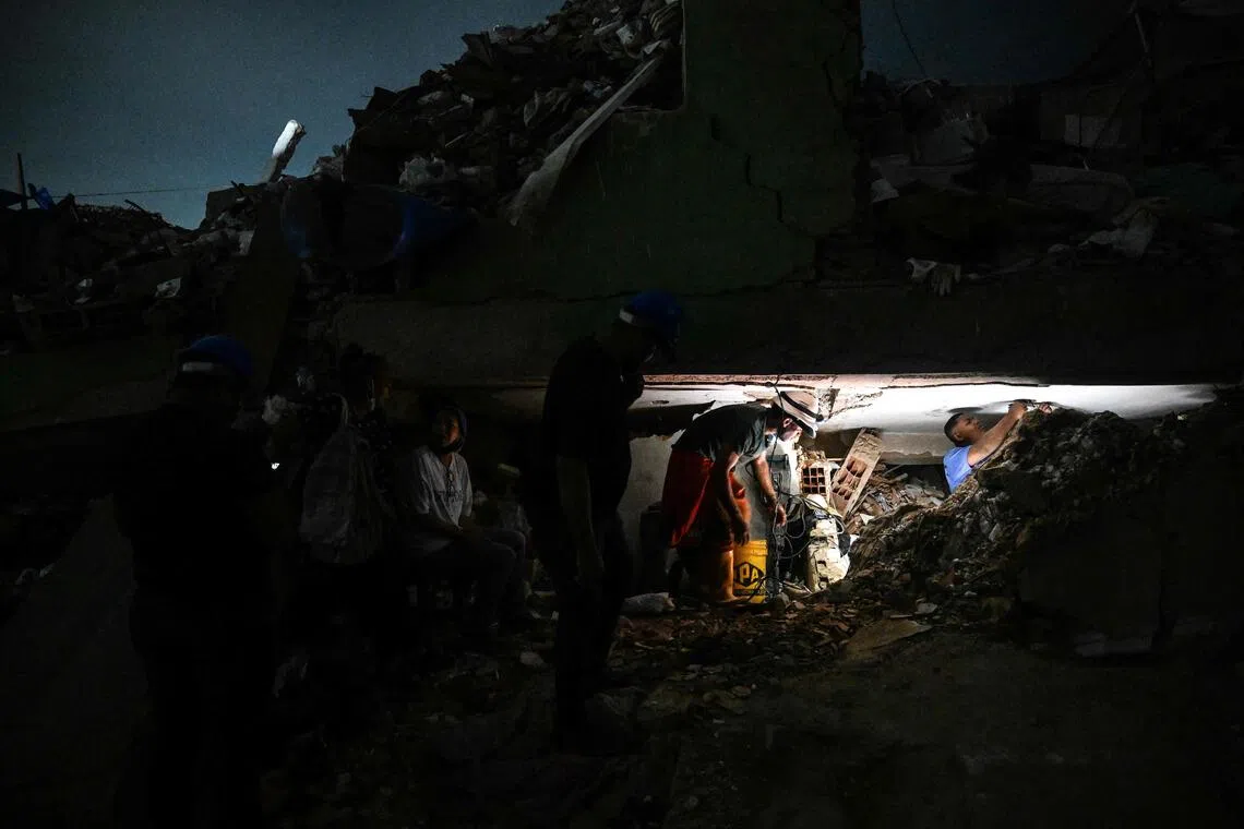 Venezuela’da deprem felaketi: Ölü sayısı 6 bin 301