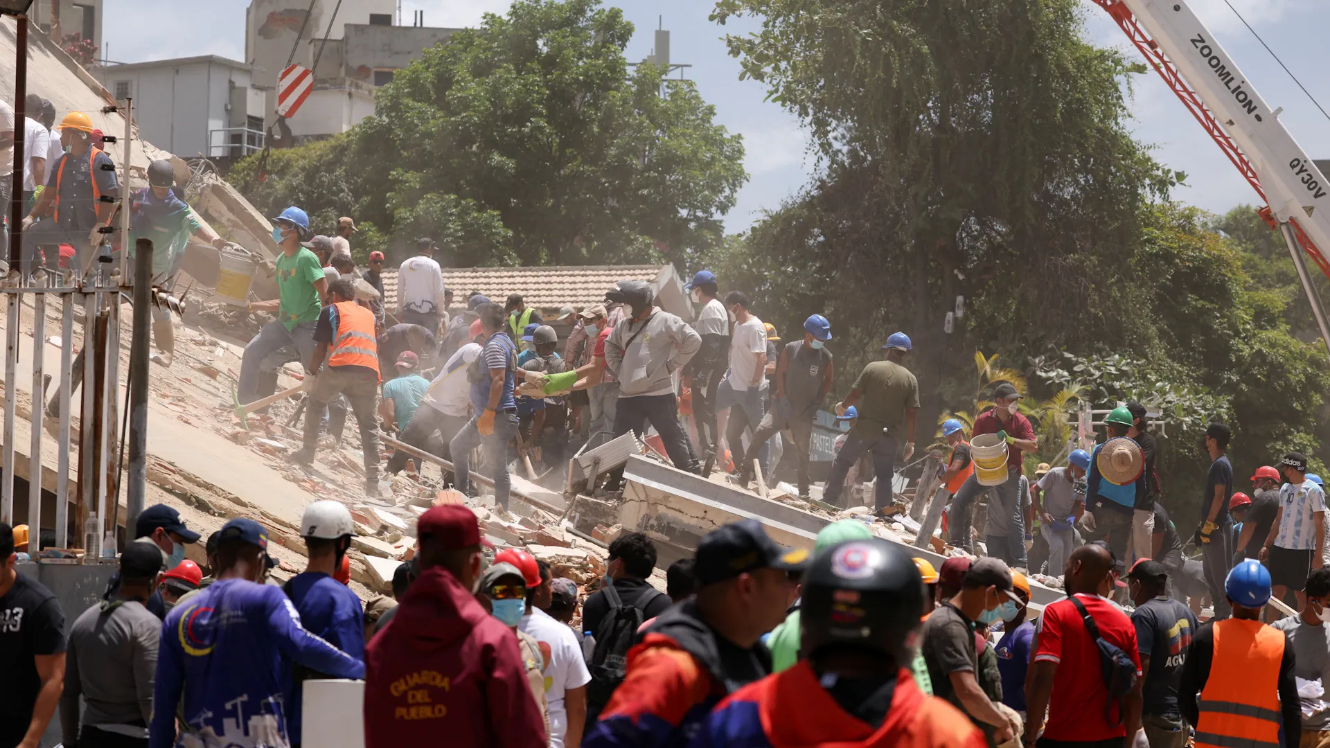 Venezuela'da Deprem Faciası: Kurtarma Ekipleri Zamana Karşı Yarışıyor