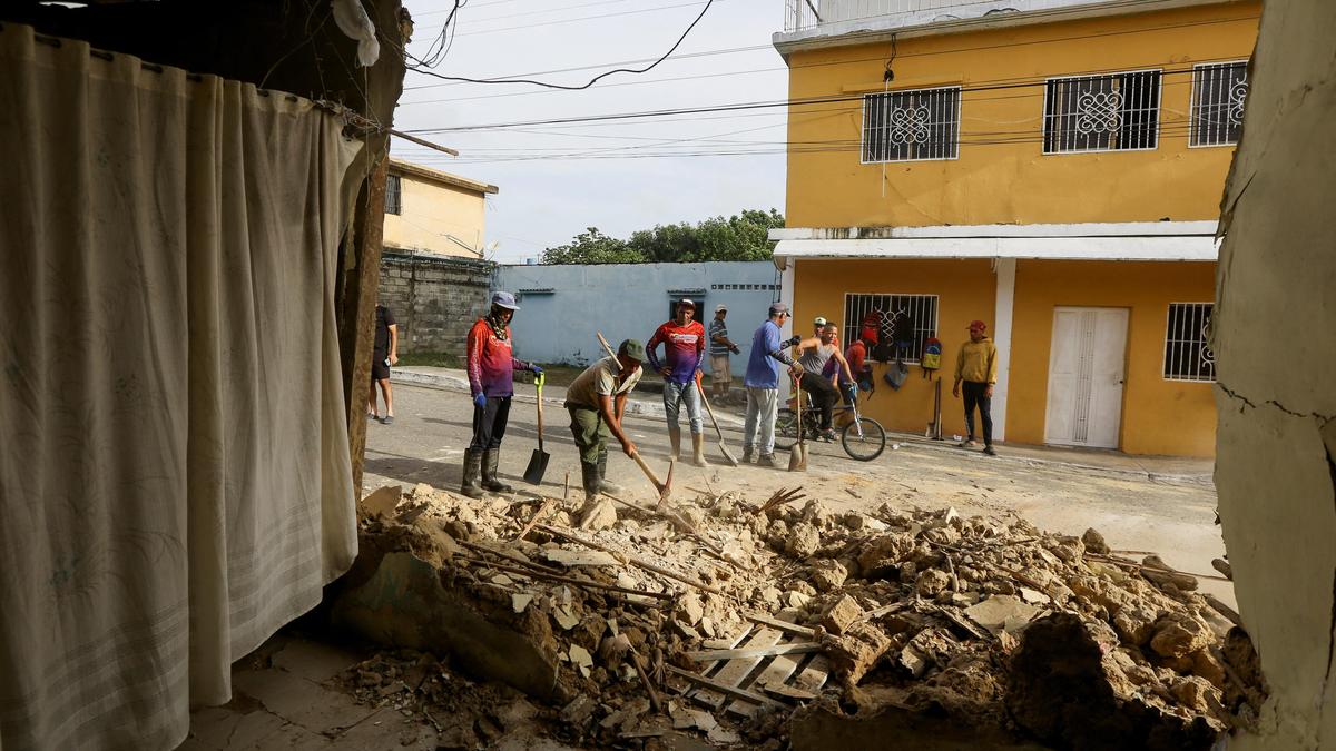 Venezuela'da deprem: Ölü sayısı 188'e yükseldi, enkaz altında kurtarma çalışmaları sürüyor