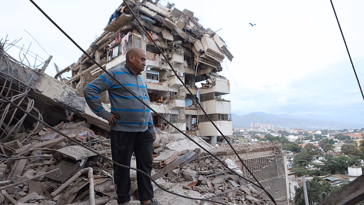 Venezuela'nın Liman Kenti La Guaira'da Deprem Yıkımı