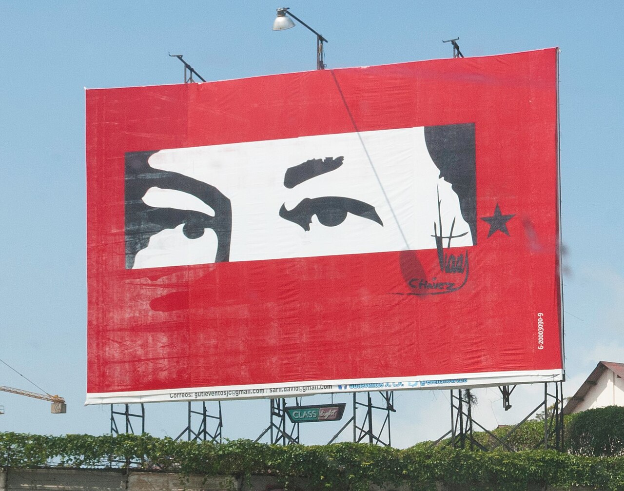 Venezuela'da Chavez ve Maduro İmgeleri Siliniyor: Yeni Dönem mi