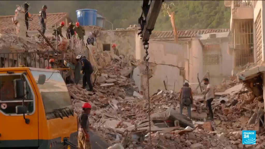 Venezuela'da deprem felaketi: Ölü sayısı 920'ye yükseldi