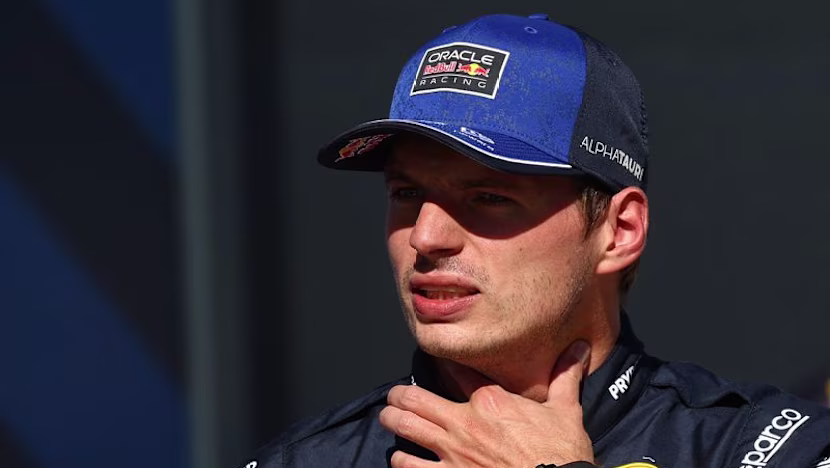 Verstappen Silverstone'da 100 rakibini 35 dakikada geçti