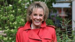 Veteran Yayıncı Dame Esther Rantzen 86 Yaşında Hayatını Kaybetti