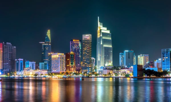 Vietnam'ın Ulusal Şampiyonları: Yabancı Yatırımcılar İçin Riskler ve Fırsatlar
