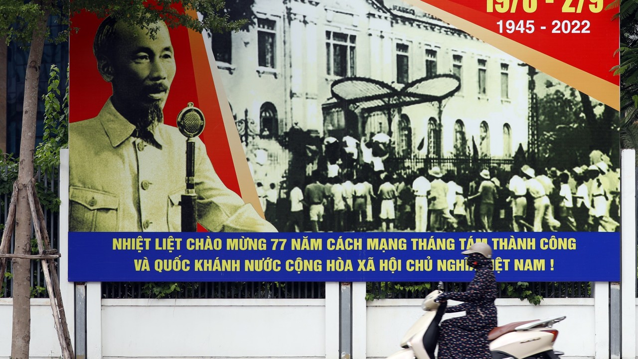 Vietnam'da Ho Chi Minh kitabı yayımlayan 3 yayıncı tutuklandı