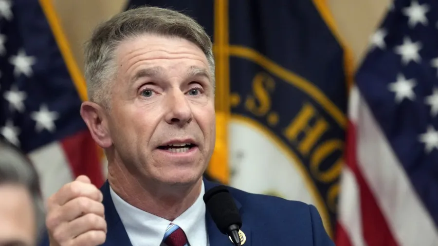 Virginia'da Kritik Temsilciler Meclisi Yarışı: Taylor, Wittman'a Meydan Okuyor