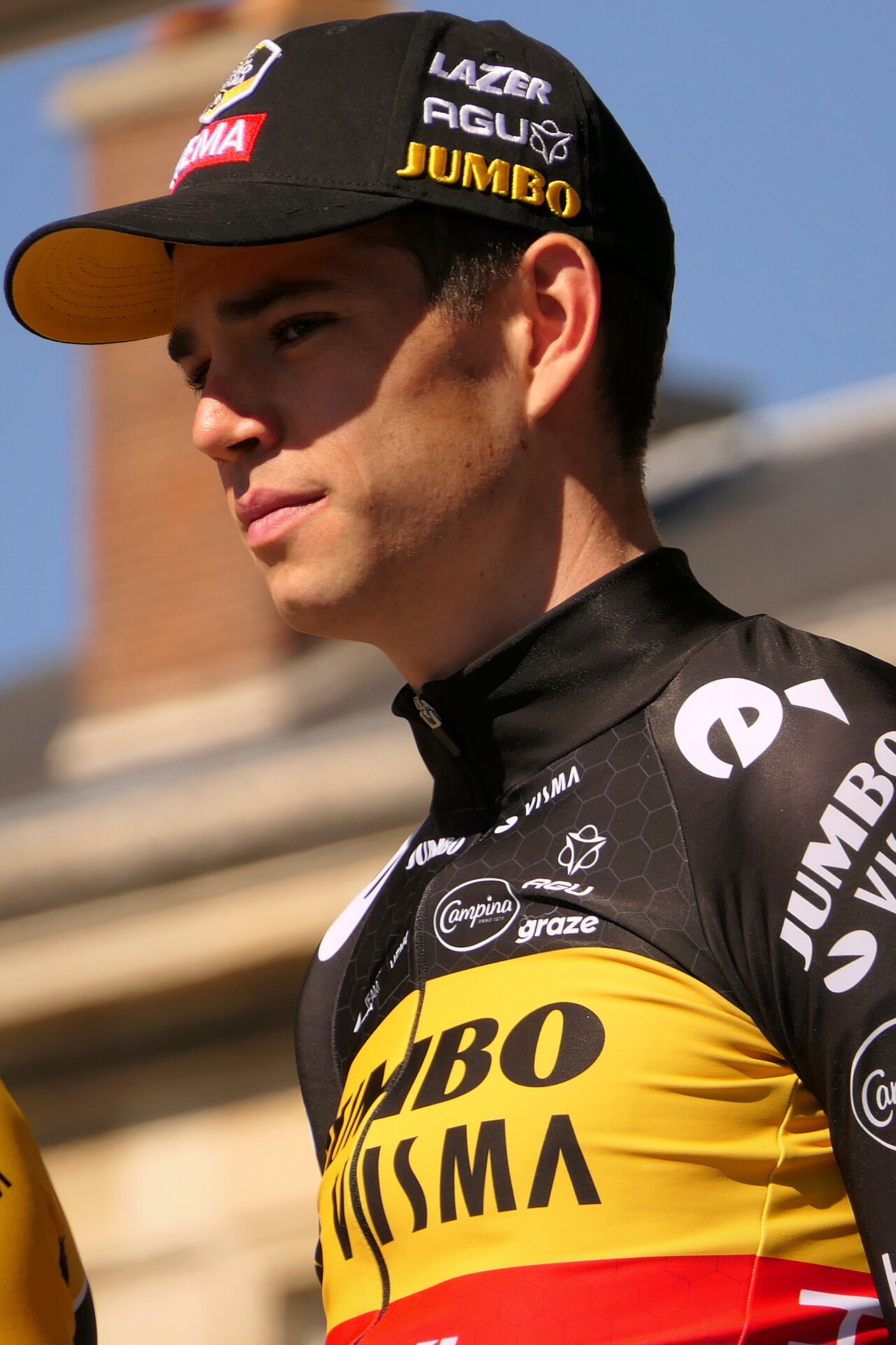Vuelta'da Van Aert Etap Kazandı, Ancak Etap Kısaltıldı