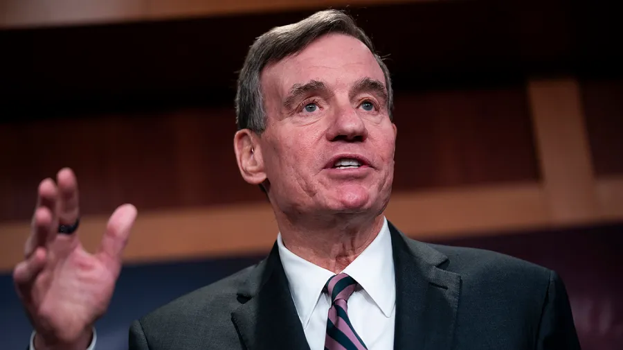 Warner: Demokratlar ‘fazla bürokratik’