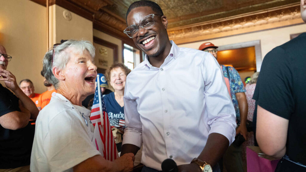 Wisconsin'de Demokratlar Valilik için Ilımlı Crowley'i Seçti