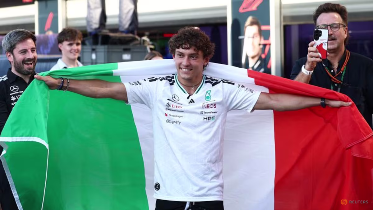 Wolff'tan Antonelli'ye Monza Övgüsü: 'Suda Yürümek Gibi