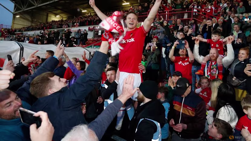 Wrexham'ın kurtarıcısı Mullin, 5 yılın ardından karşılıklı anlaşmayla ayrıldı