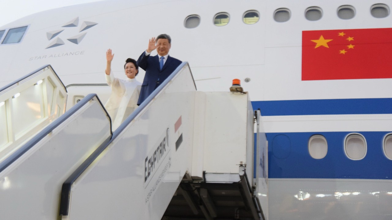Xi Jinping'in Özel Uçağı Air Force One ile Karşılaştırıldı