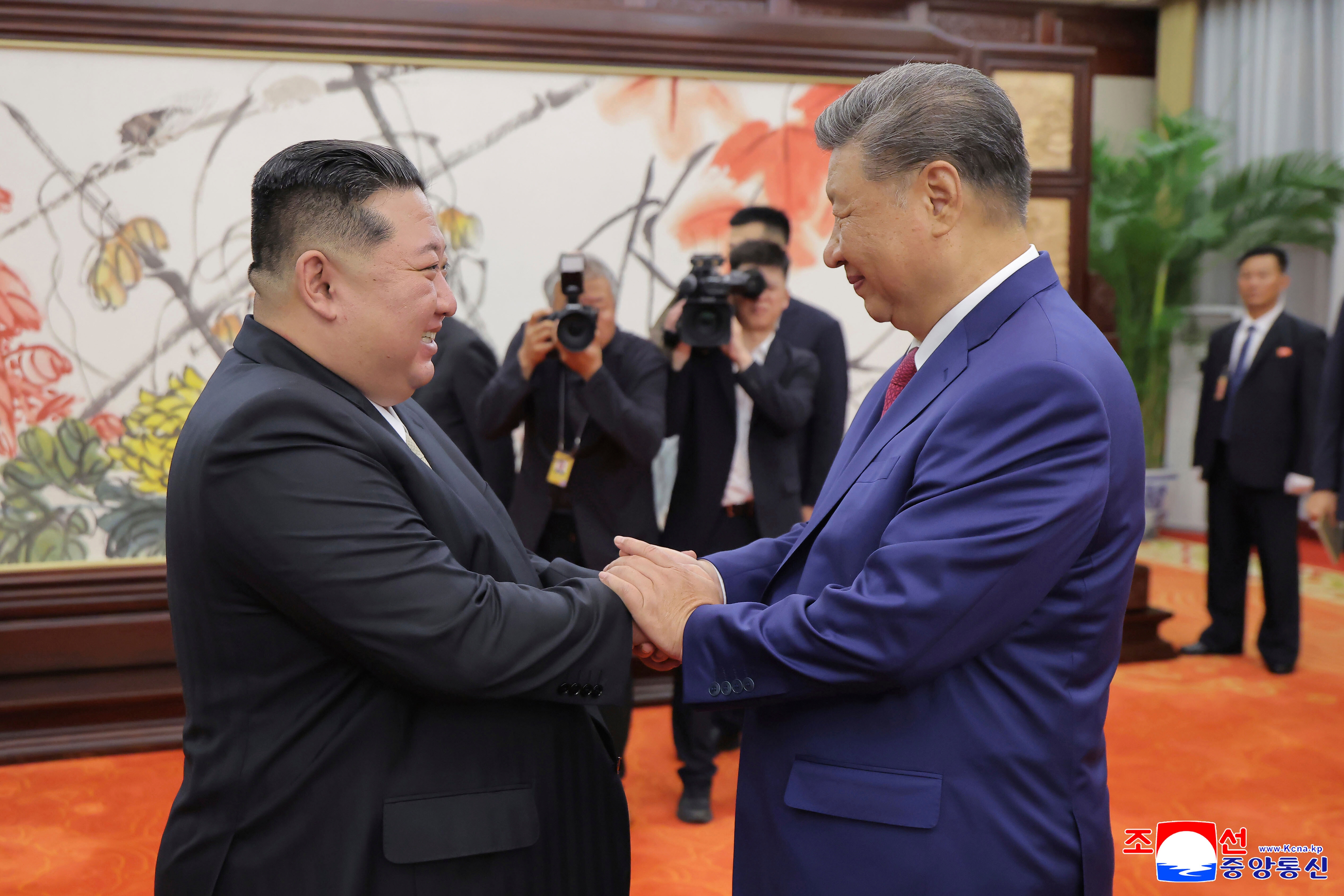 Xi ve Kim'den Çin-Kuzey Kore ilişkilerine vurgu