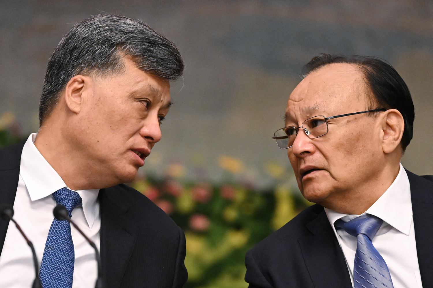 Xi'nin Sadakat Talepleri Yolsuzluğu Artırıyor