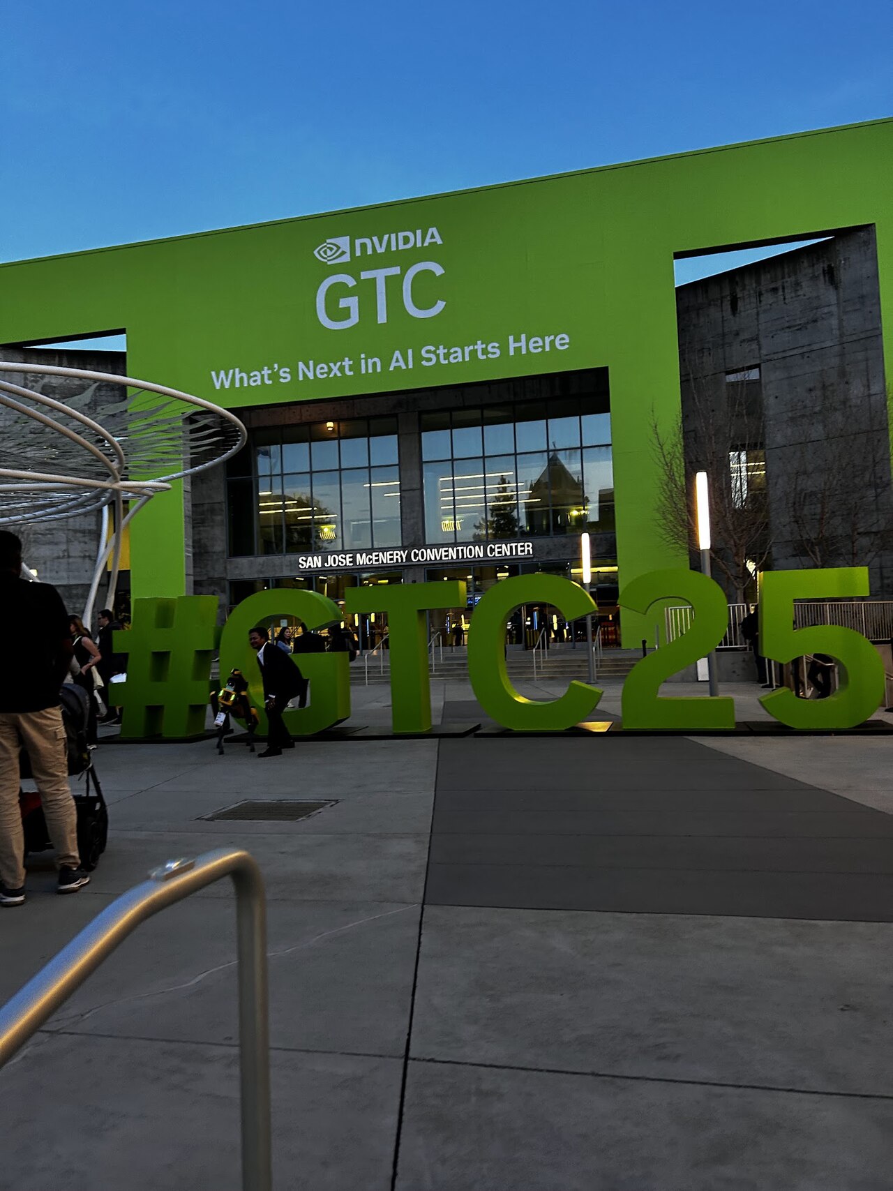 Yapay Zeka Bulut Devi Lambda, Nvidia Bağlantılı Çipler İçin 926 Milyon Dolarlık Kredi Aldı