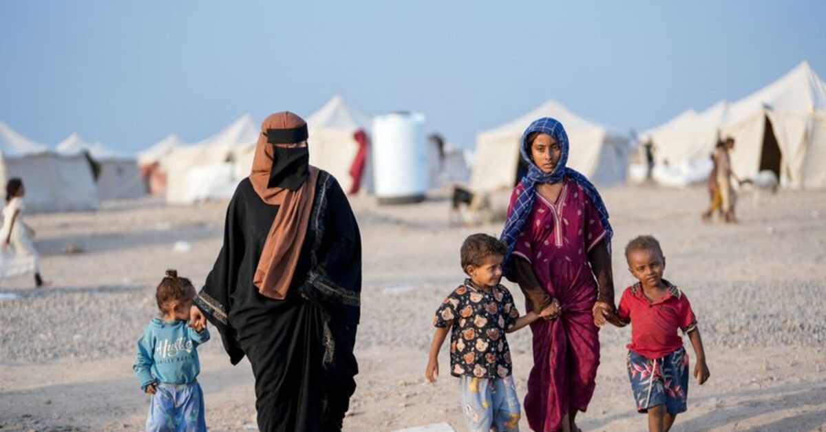 Yemen'de Çatışmaların Arttığı Bölgelerde Her Dört Aileden Üçü Açlıkla Mücadele Ediyor
