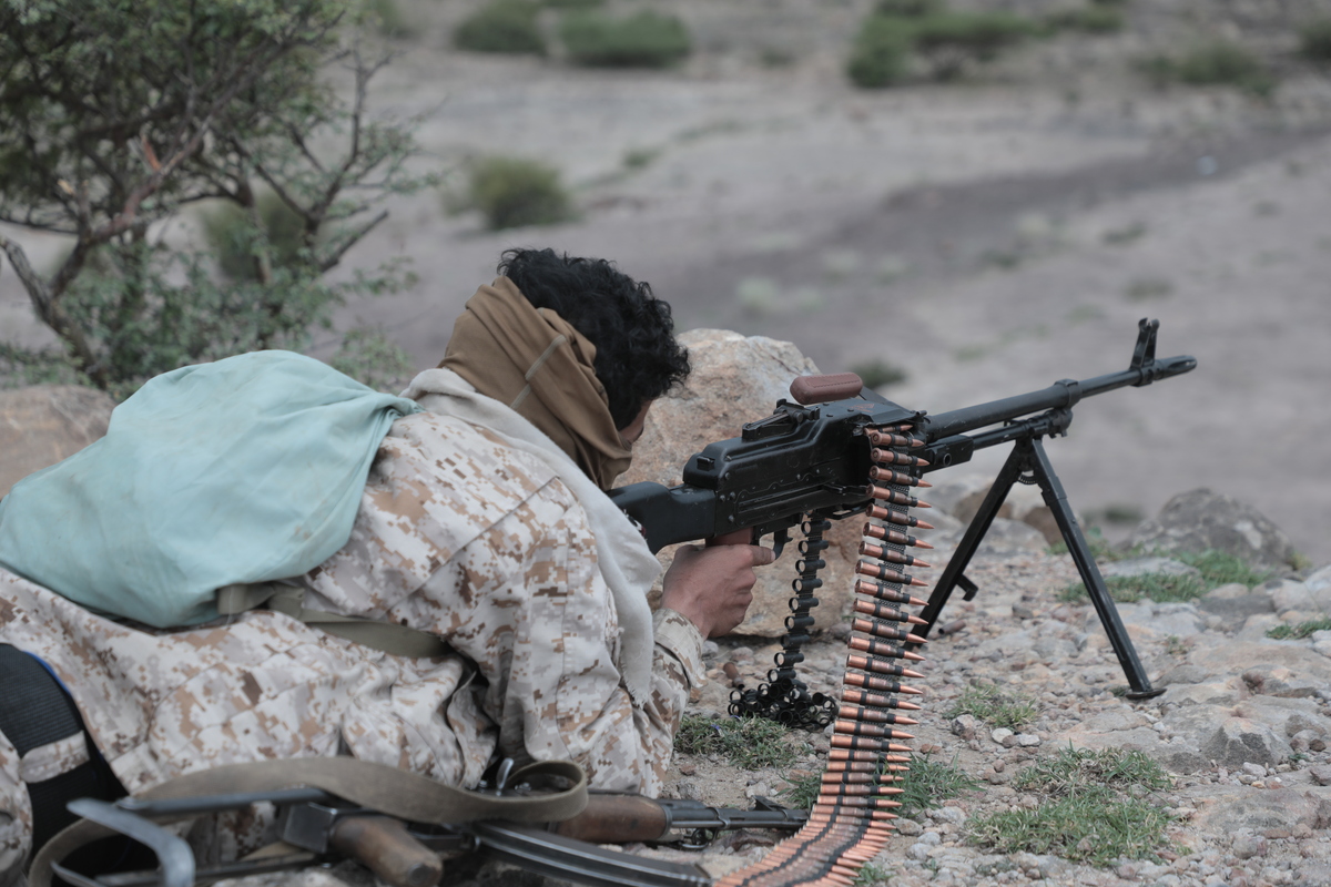 Yemen Ordusu: 1.729 Saldırıda 1.370 Husu Hedef Alındı