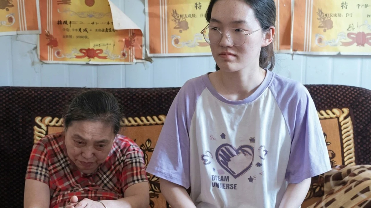 Yoksul Çinli kız gaokao'da zirvede, yardım tekliflerini reddetti