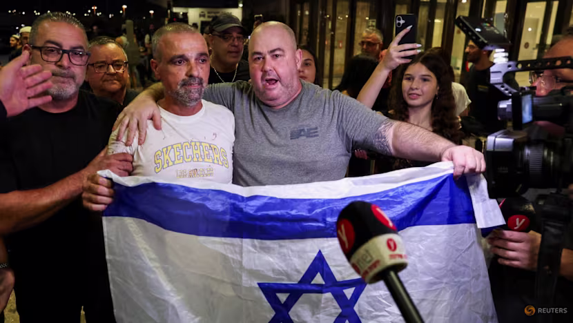 Yolcular Dubai-Tel Aviv Uçuşunda Kokpiti Ele Geçirdi