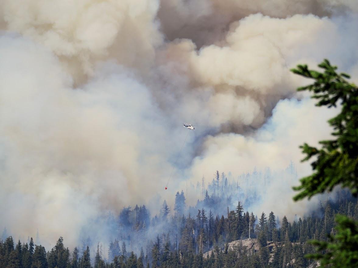 Yosemite Yangınında Helikopter Kazası: İki Pilot Hayatını Kaybetti