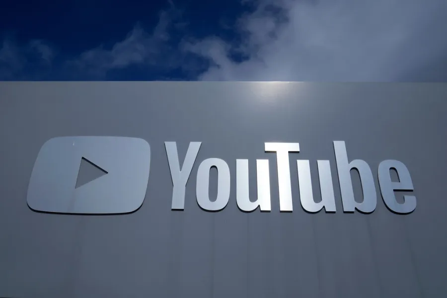 YouTube, ruh sağlığını etkilediği iddiasıyla dava açan çocukla uzlaştı