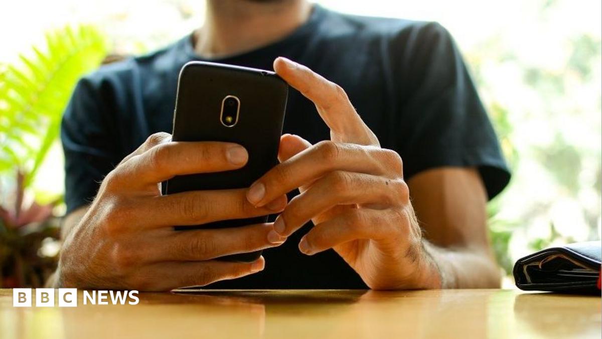 Yapay Zeka Uygulama Reklamlarına 'Kadını Nesneleştirme' Yasağı