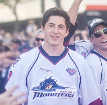 Yıldız Savunmacı Werenski, Stanley Cup'a Göz Kırpan Takıma Takasını Reddetti