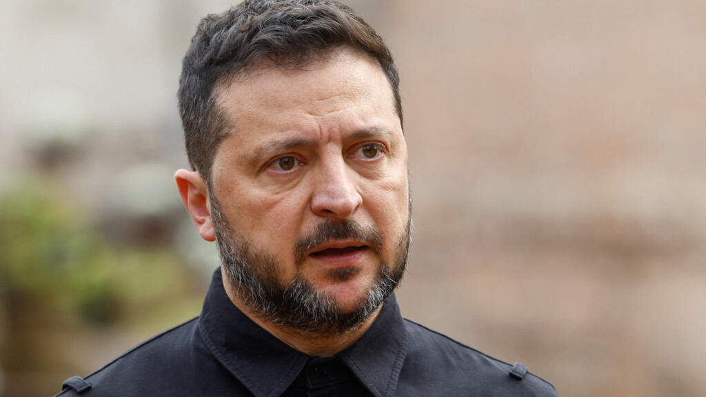 Zelenski: Moskova enerji saldırılarını durdurursa, rafineri vurmayı bırakırız