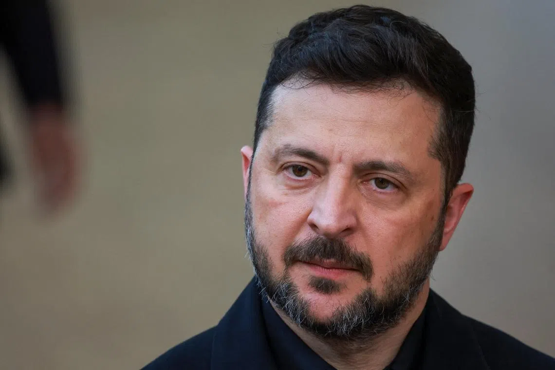 Zelenskiy'den Belarus'a: Röle istasyonlarını sökün