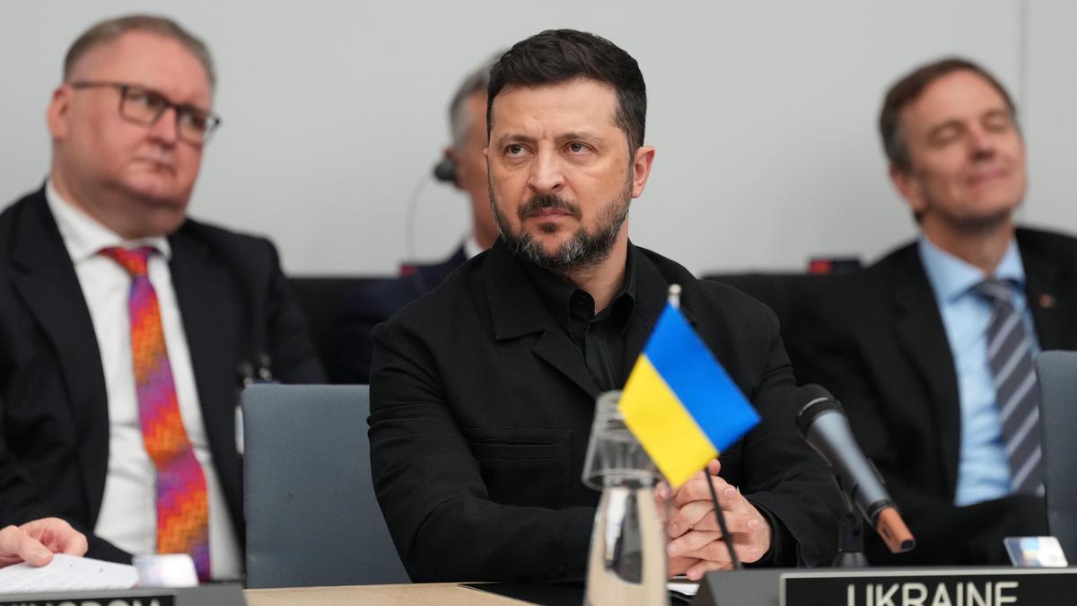 Zelenskiy: Rusya büyük bir saldırıya hazırlanıyor