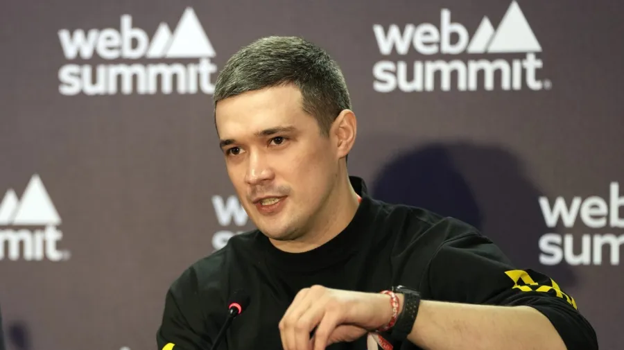 Zelenskiy sürpriz hamleyle Savunma Bakanı Fedorov'u görevden aldı