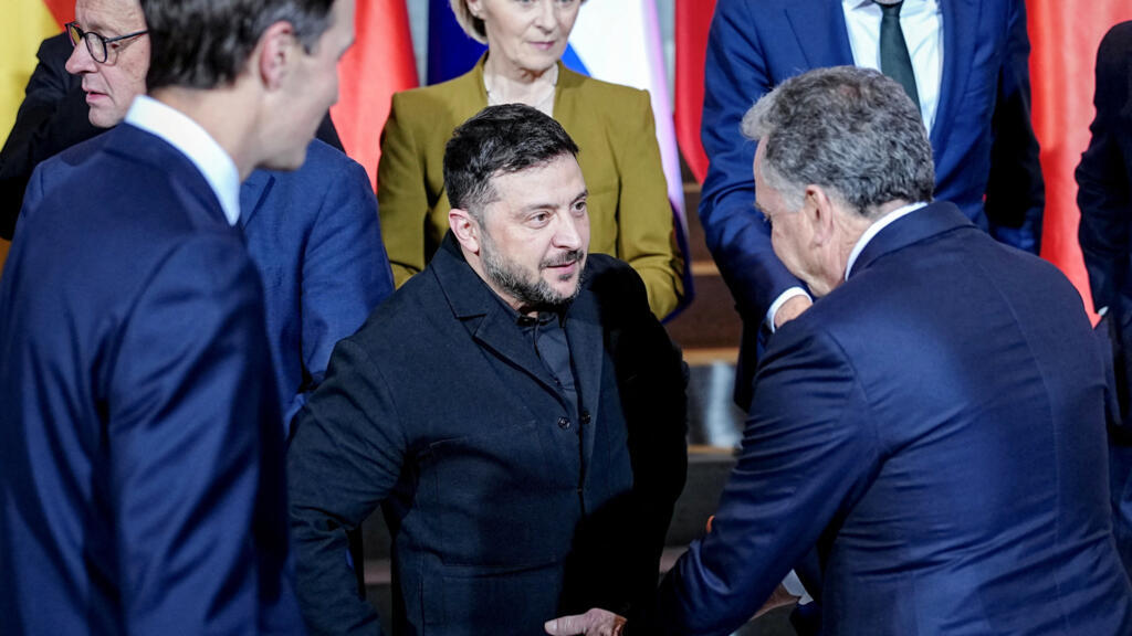Zelenskiy'den Trump elçileriyle 'olumlu' görüşme