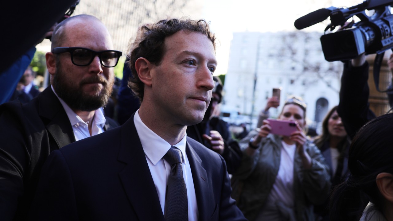 Zuckerberg, Hindistan hükümetinden çocuk istismarı içeriği için özür diledi