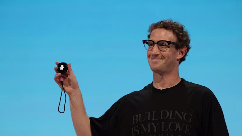 Zuckerberg'in Tamagotchi benzeri yapay zekası Meta'nın iPod anı olabilir