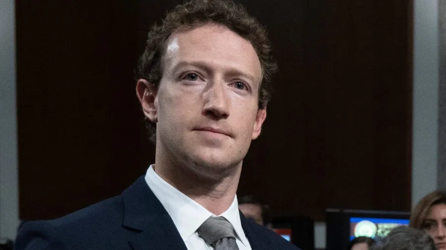 Zuckerberg'in Yatı İmdat Çağrısını Duymadı