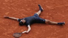 Zverev, Cobolli'yi Devirerek İlk Grand Slam Kupasını Kaldırdı