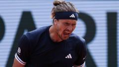 Zverev, Fransa Açık'ta ilk Grand Slam zaferine bir adım kala